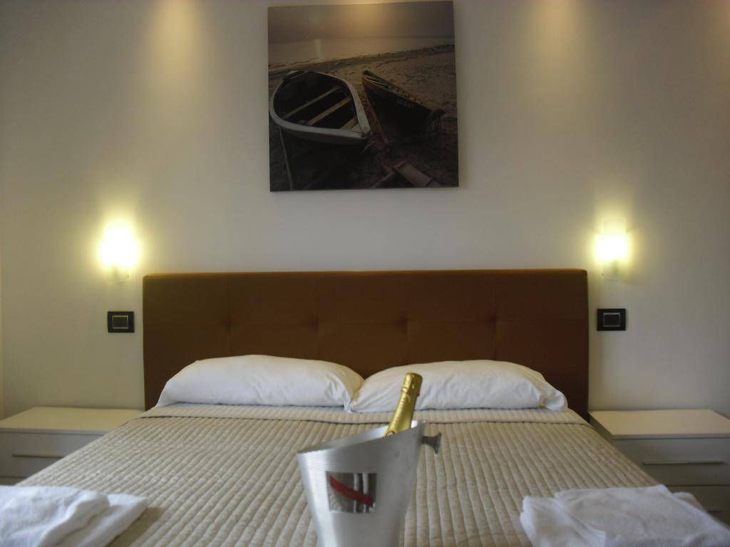 Luce Di Luna Luxury Suites Roma Exterior foto